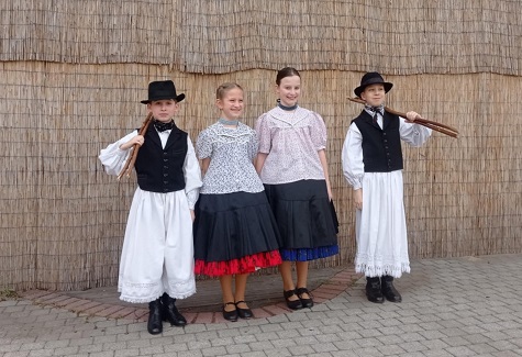 Tóth Ágoston, Riedling Rebeka, Bőzsöny Mira, Riedling Márton