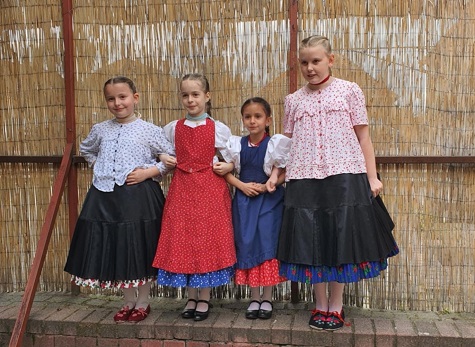 Varga Emma, Almási Laura, Farkas Nóra Bella, Varga Hanna Szofi