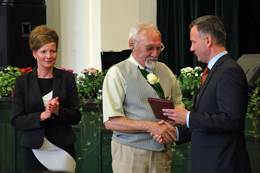 Aranydiplomát vett át Rácz Gábor. Fotó: Oláh Szabolcs - Gyulai Tankerületi Központ 