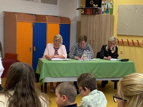 Az óvodásokat és szakiskolásokat Sinka Szilvia Krisztina,  Hrotkó-Pusztai Kitti és Raczkóné Szantner Katalin zsűrizte